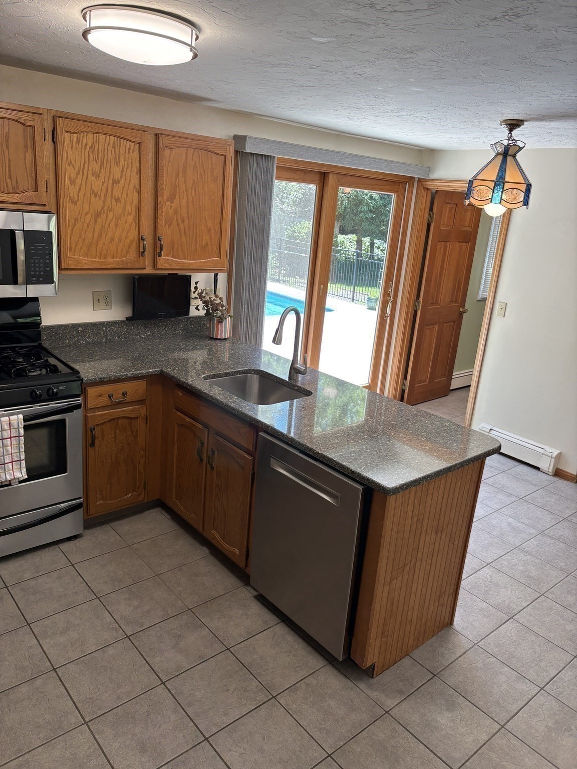 35 Houde St, Marlborough, MA 01752 - Image 9