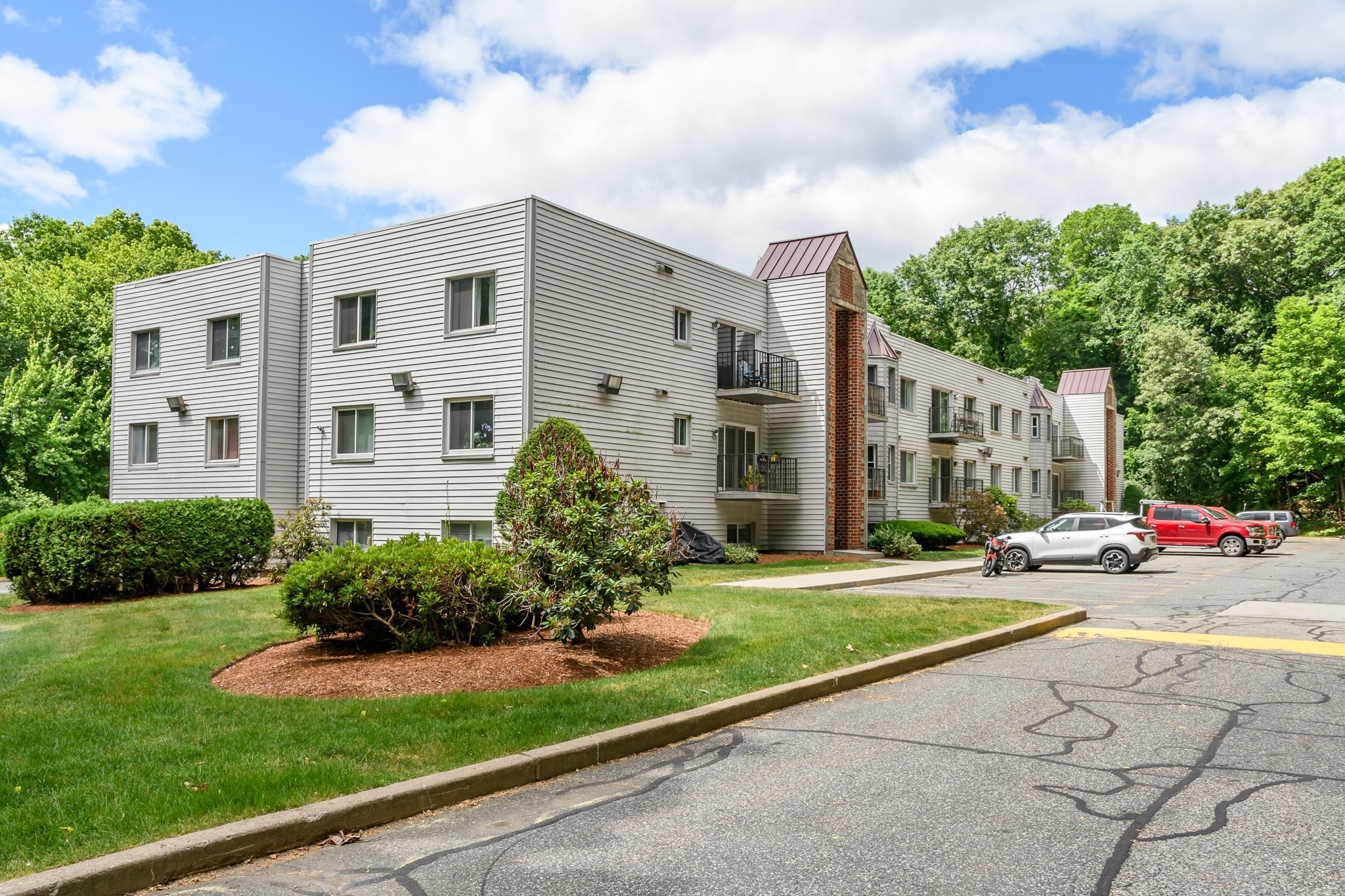 136 Central St Unit C6, Hudson, MA 01749