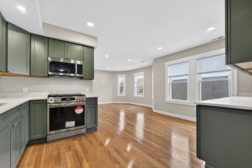 42 Almont St, Apt 1L