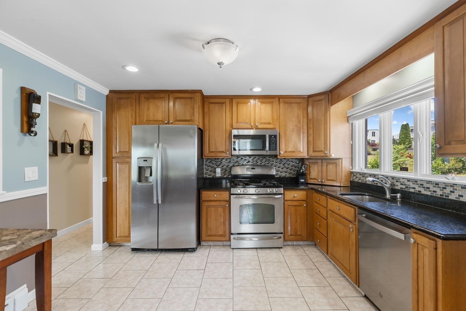 253 Suffolk Ave, Revere, MA 02151 - Image 4