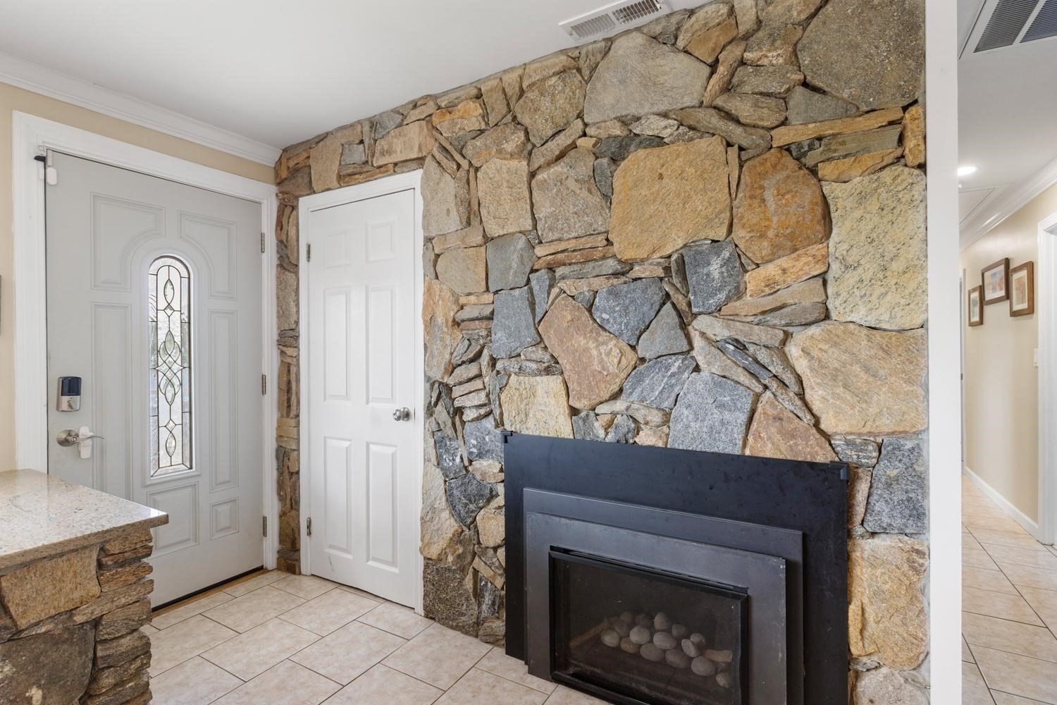 253 Suffolk Ave, Revere, MA 02151 - Image 7