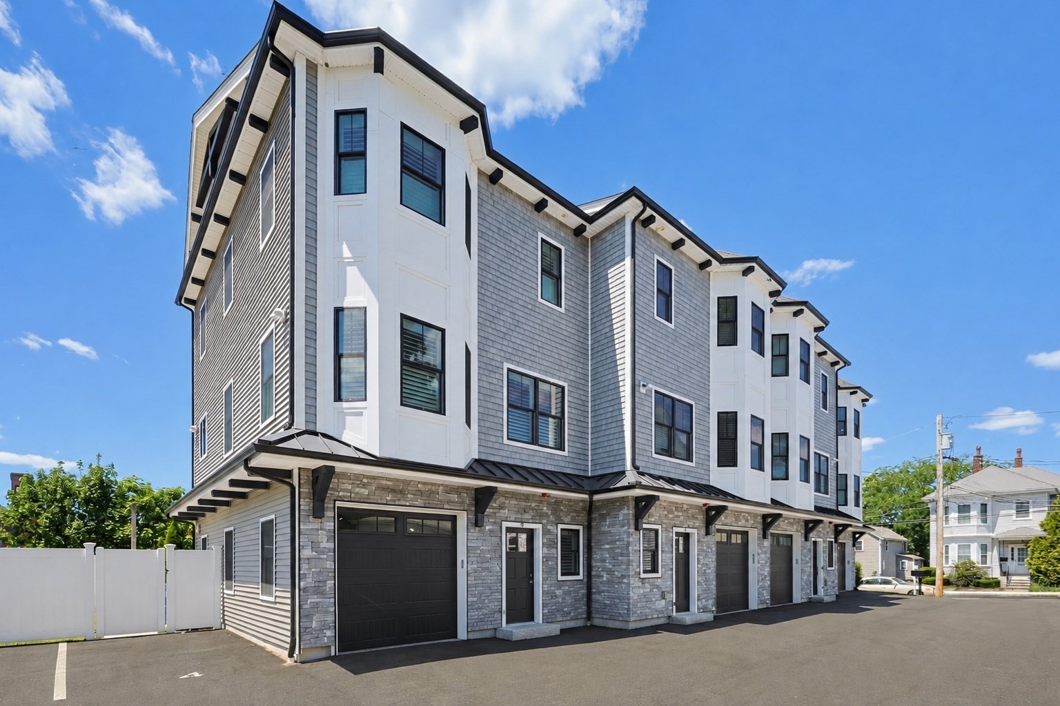 29 Cherry Unit 3, Waltham, MA 02453