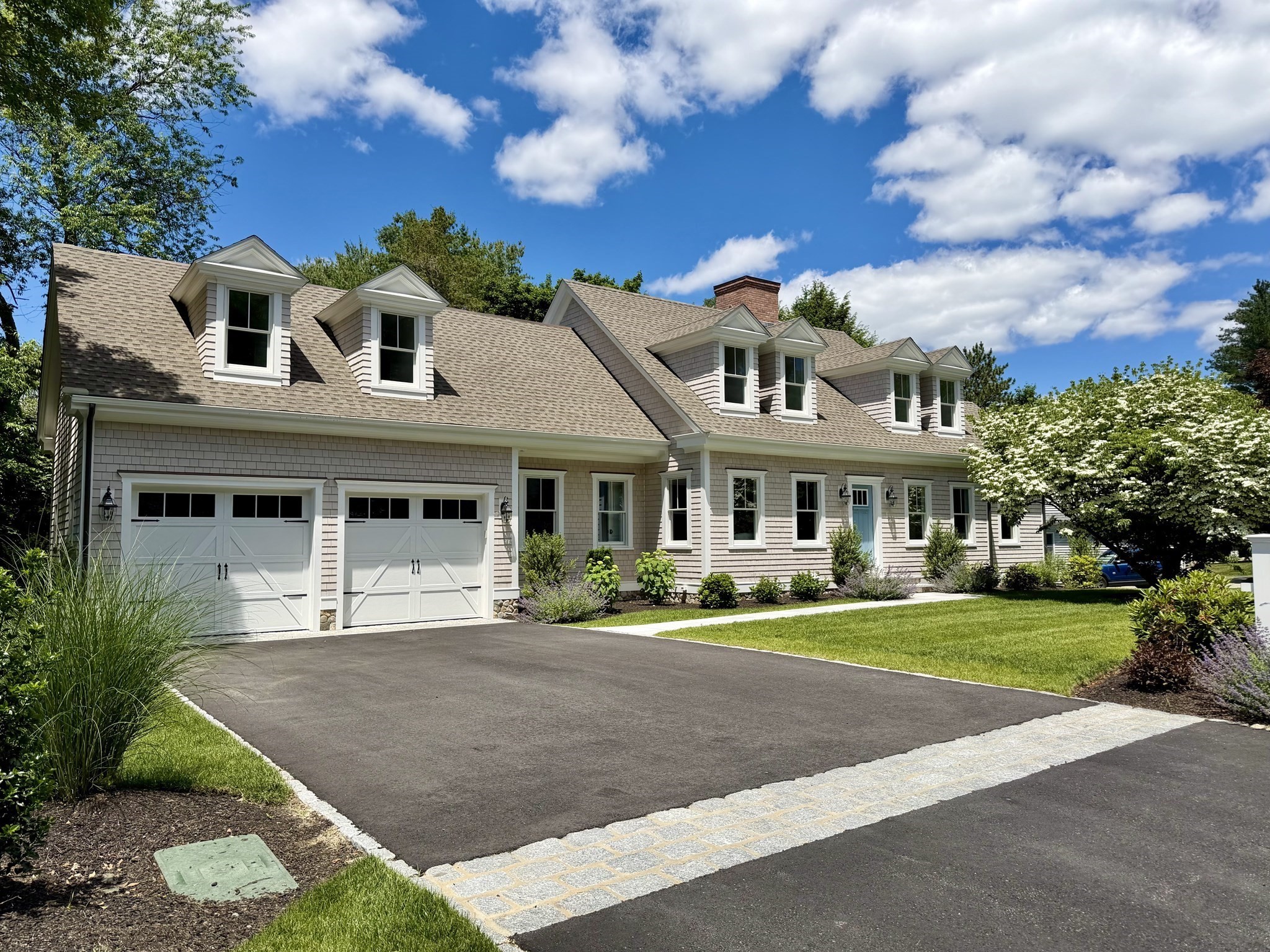 6 Revolutionary Road, Lexington, MA 02421