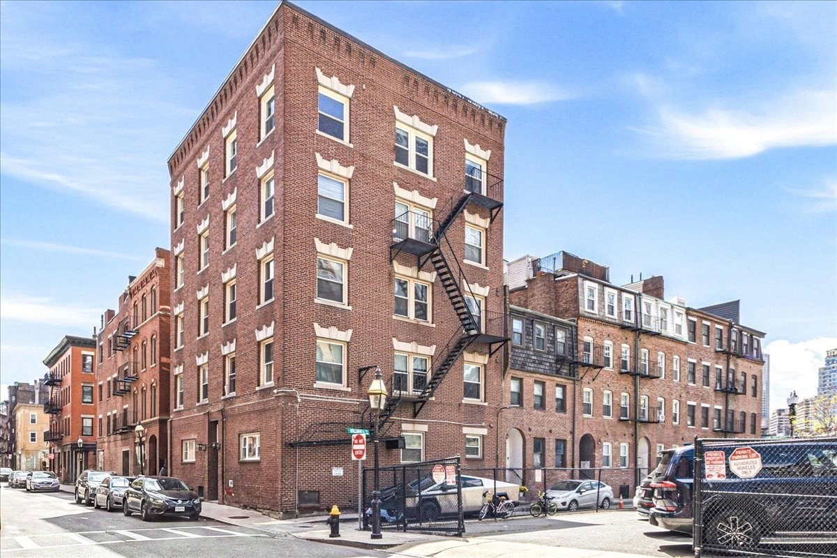 7 Stillman Pl Unit 5, North End, Boston, MA 02113 - Image 17