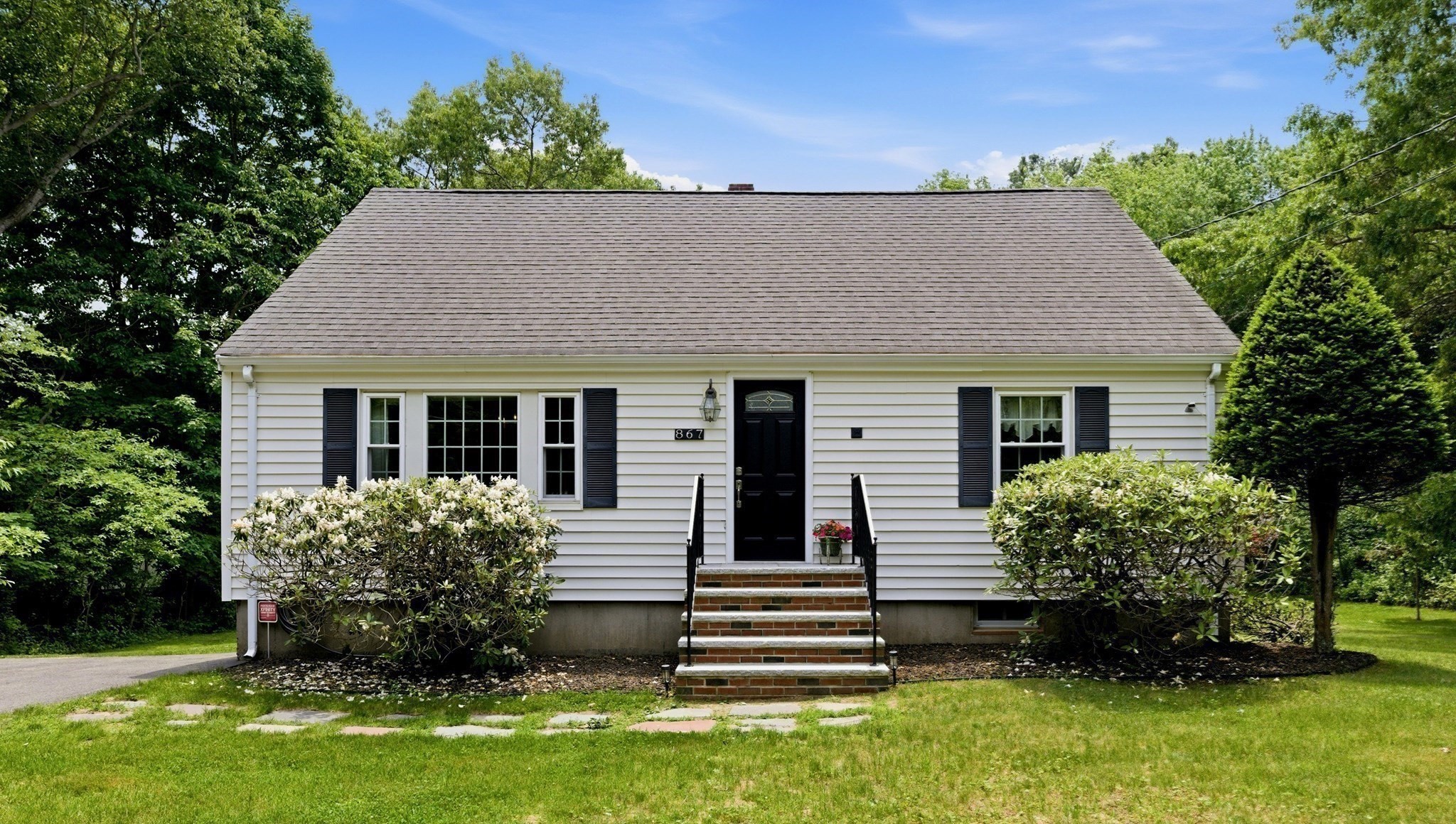 867 Whitman St, Hanson, MA 02341