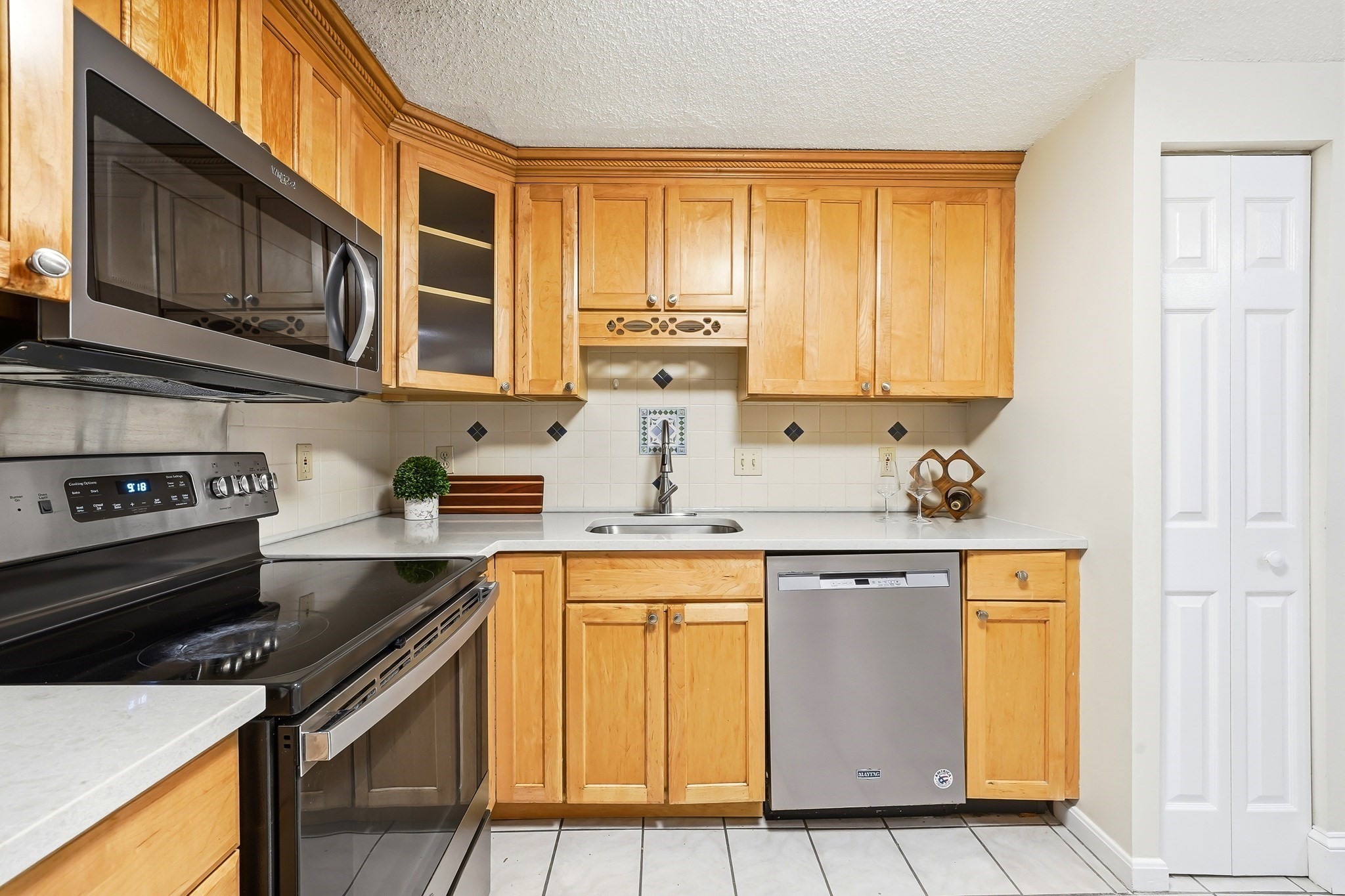 30 Revere Beach Pkwy Unit 114, Medford, MA 02155 - Image 9