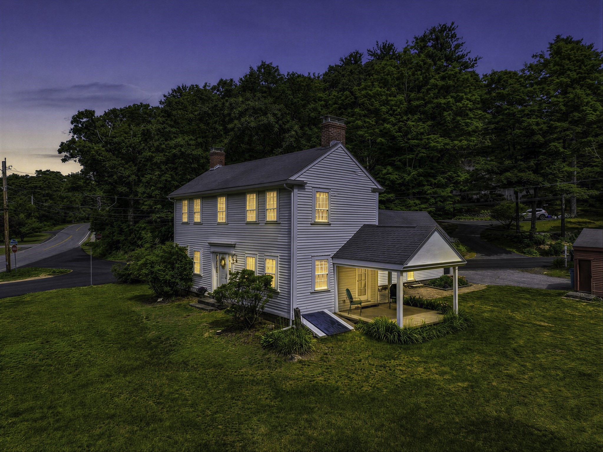 236 Mendon St, Upton, MA 01568