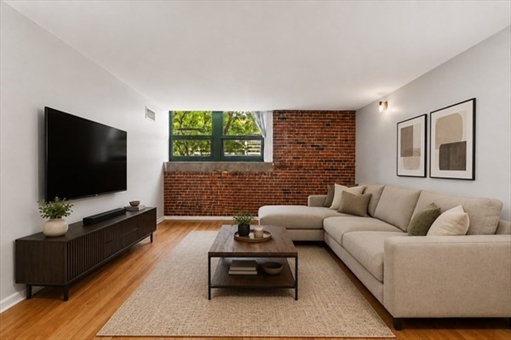 42 Eighth Street, Apt 5314