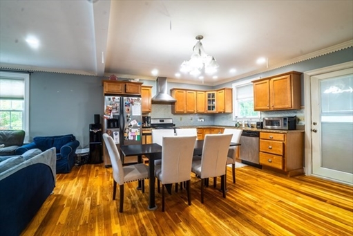 61 Carlisle St, Apt 61