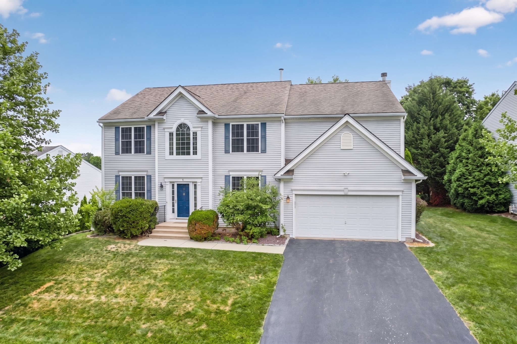 37 Aspen Ave, Grafton, MA 01560