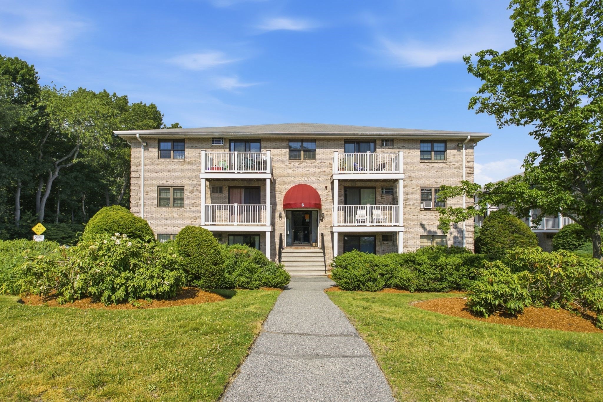 6 Kenmar Dr Unit 4, Billerica, MA 01821