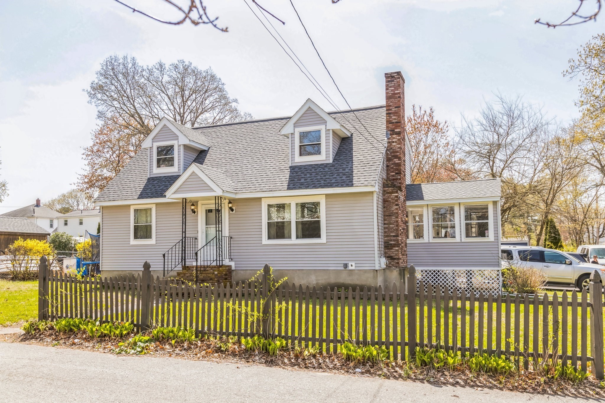 14 Greenville St, Billerica, MA 01821