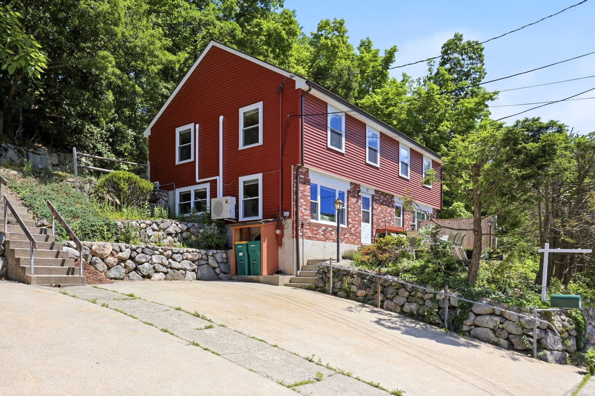 37 Mountain St Unit 37, Woburn, MA 01801