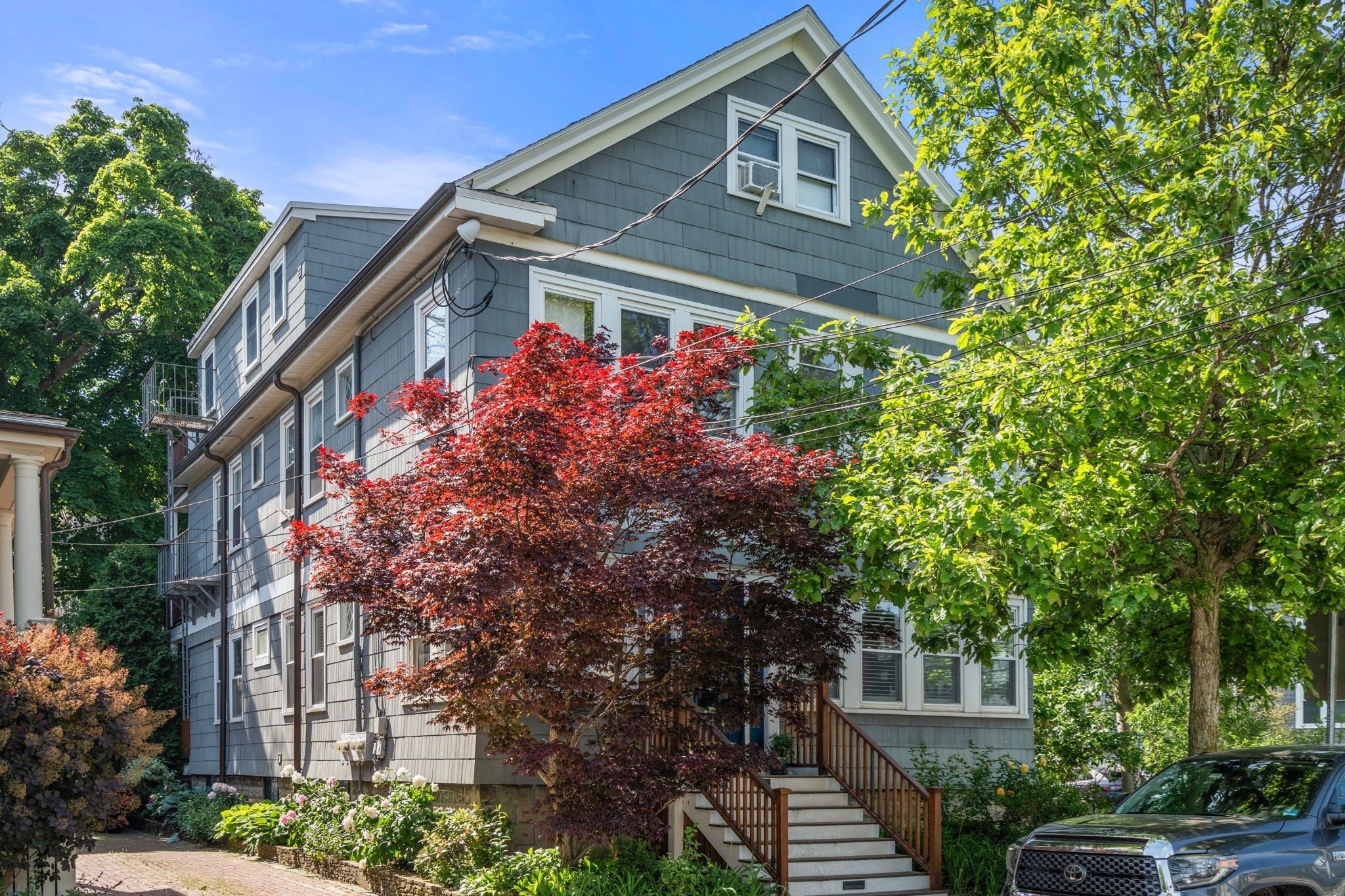 116 Fayerweather St Unit 1, Cambridge, MA 02138