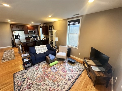 100 Fellsway West, Apt 204