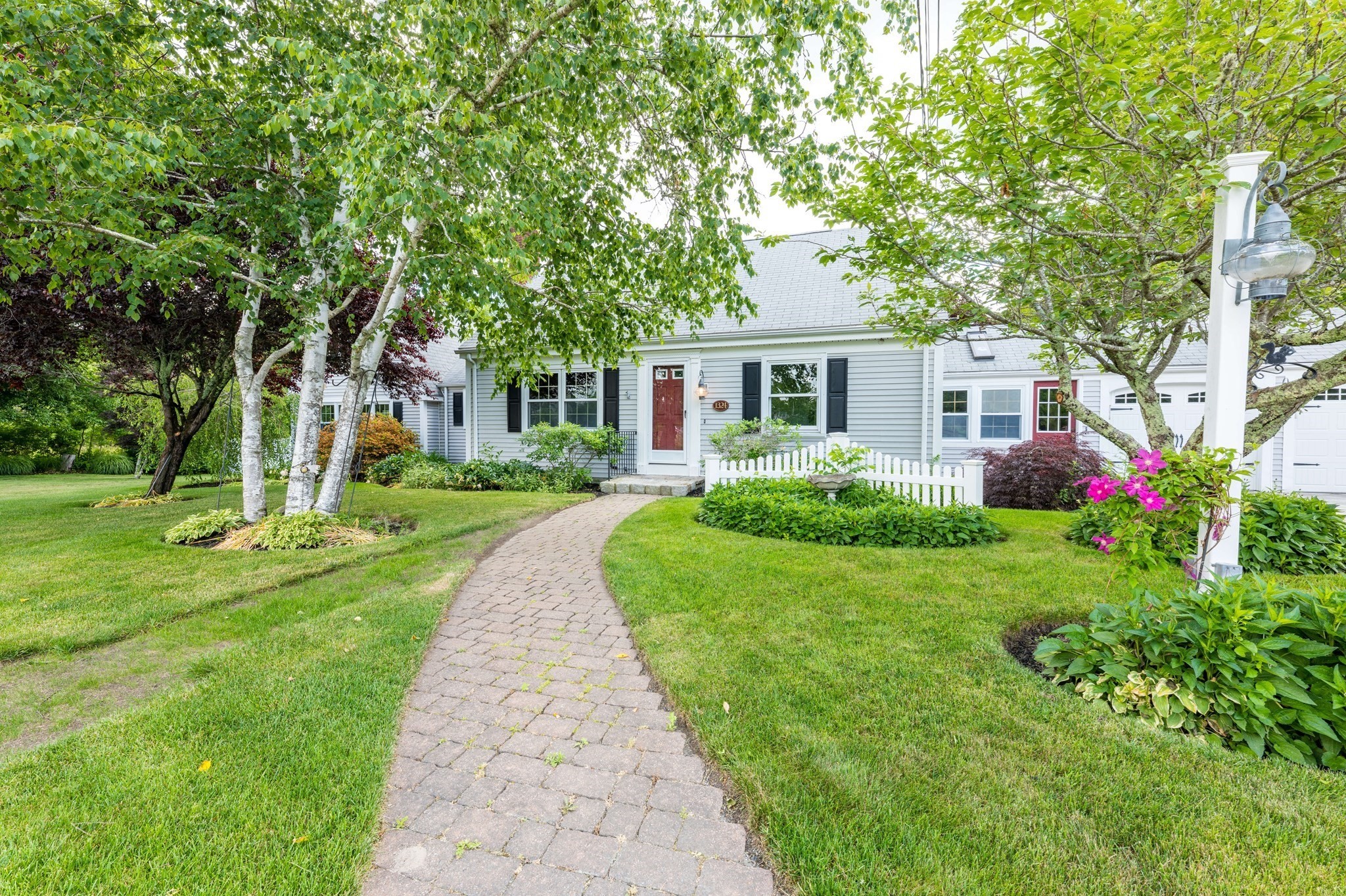 1324 Main Street, Acushnet, MA 02743
