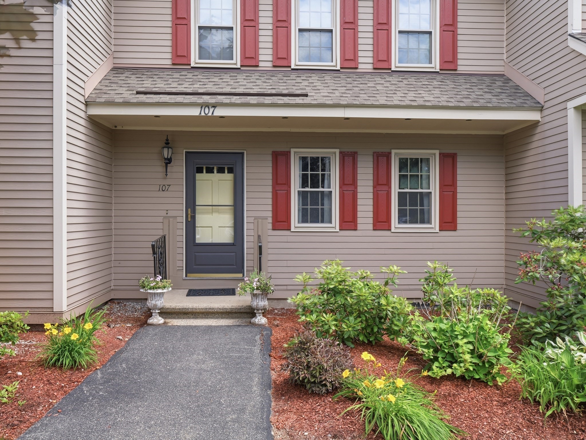 45 Washington St Unit 107, Methuen, MA 01844