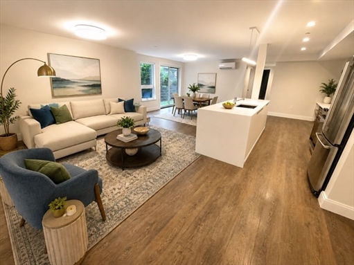 40 Fisher Ave, Apt UT02