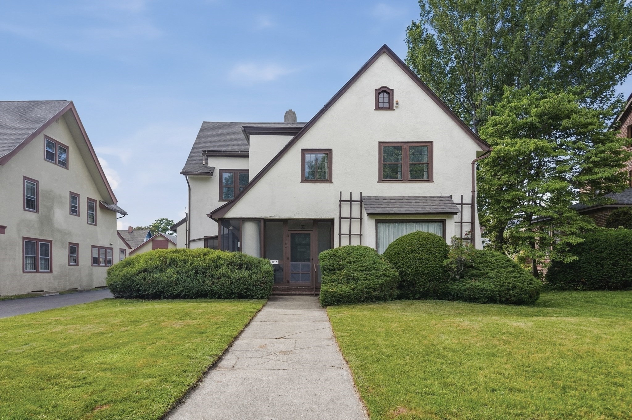 38 Oxford Street, Springfield, MA 01108