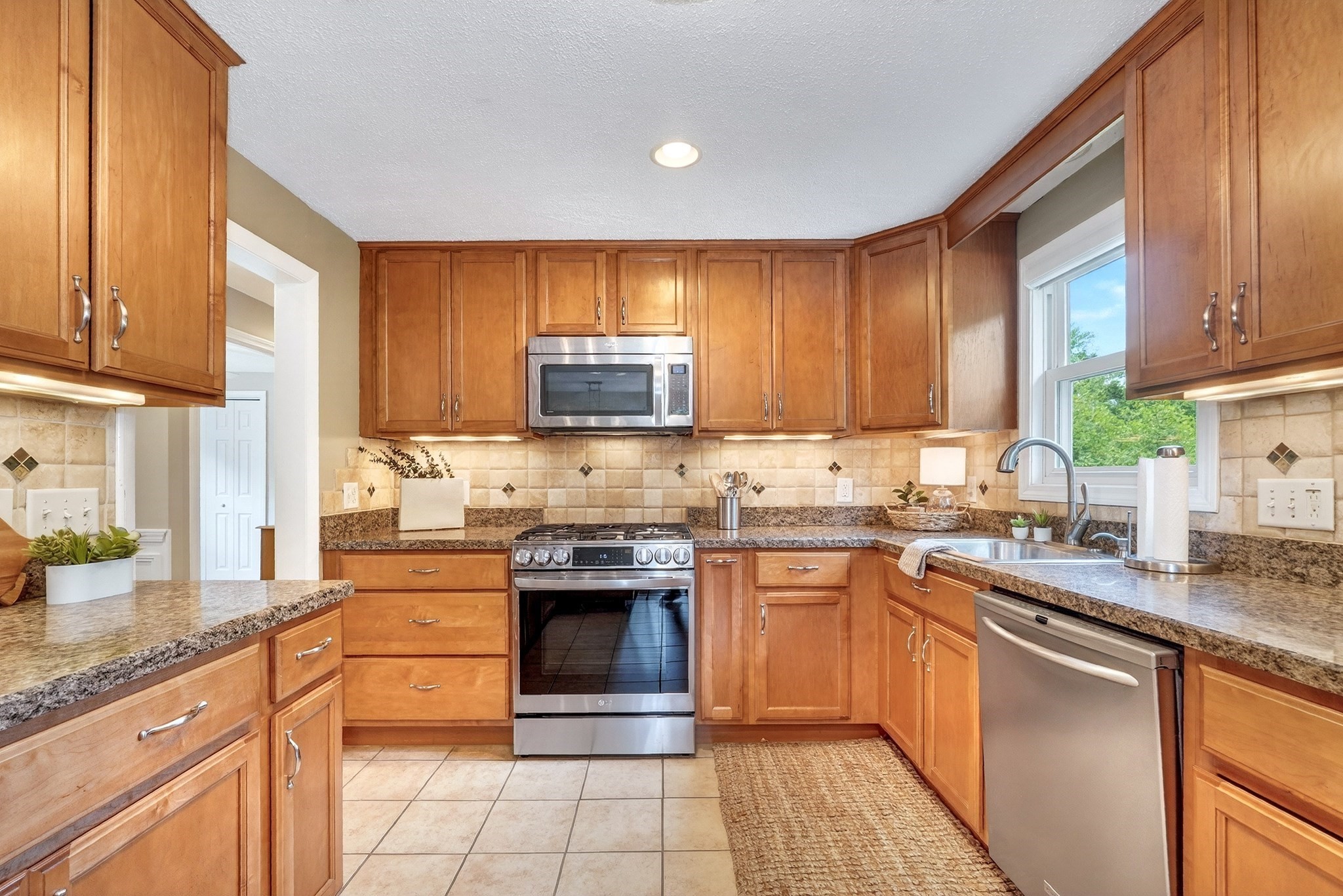 104 Hartwell Rd, Bedford, MA 01730 - Image 2