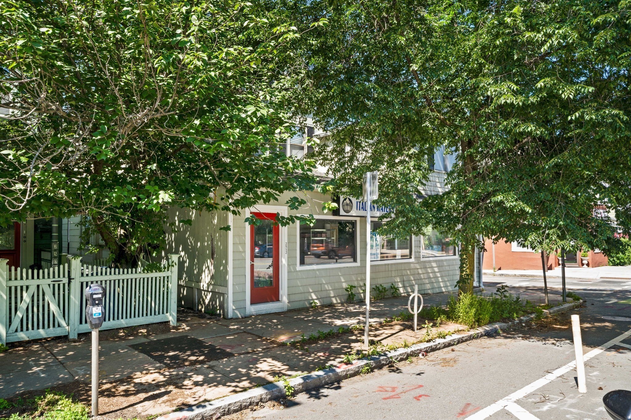 2512 Massachusetts Ave Unit 3, Cambridge, MA 02140
