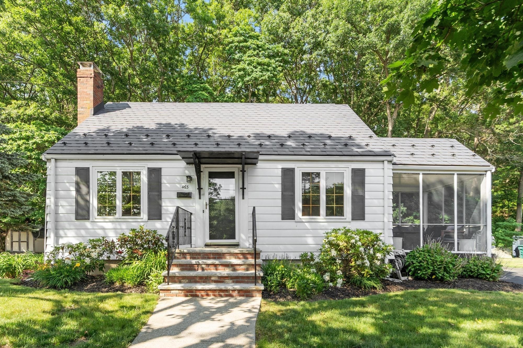 463 Cedar Brook Rd, Lynn, MA 01904
