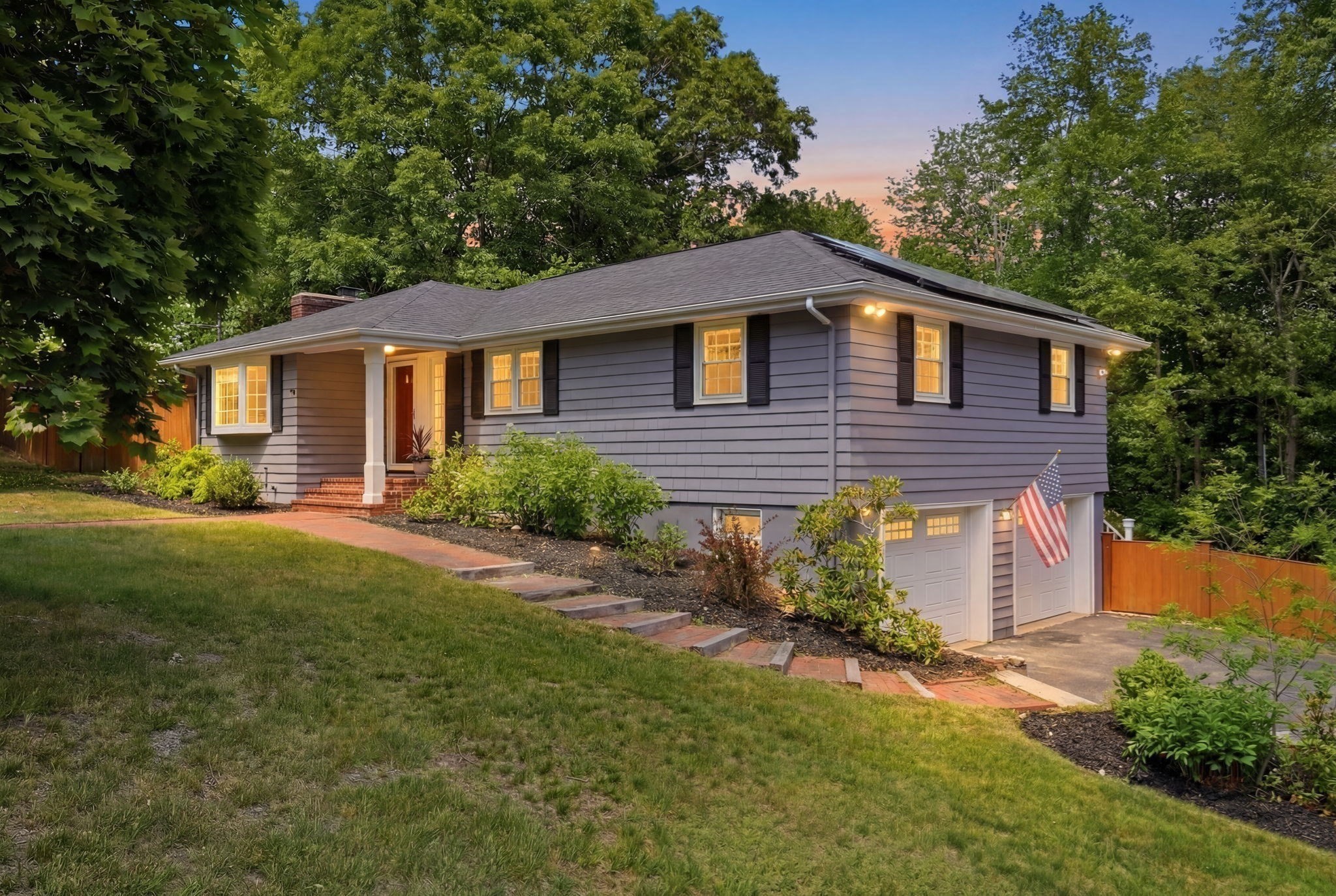 5 Stanford Dr, Westwood, MA 02090