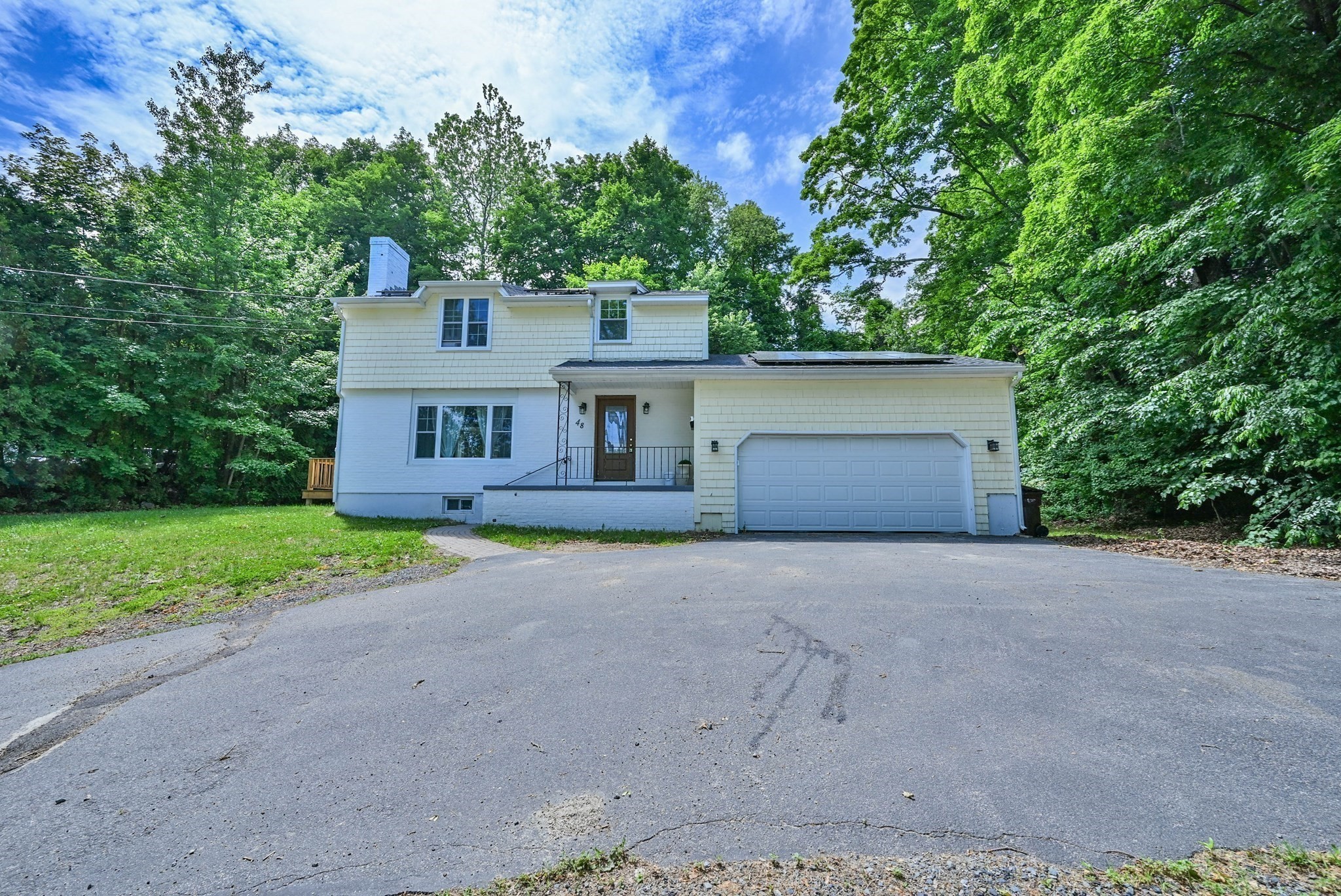 48 Central St, Auburn, MA 01501