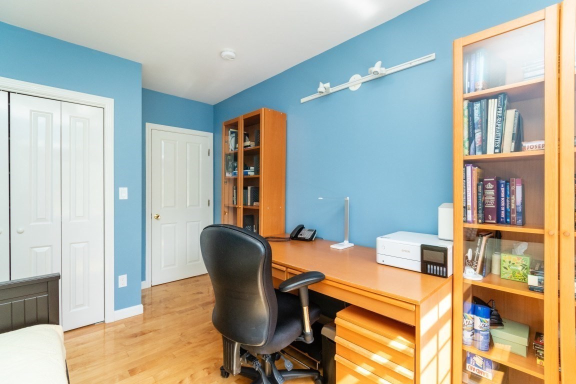 26 Lake Shore Ct Unit 1, Brighton, Boston, MA 02135 - Image 12