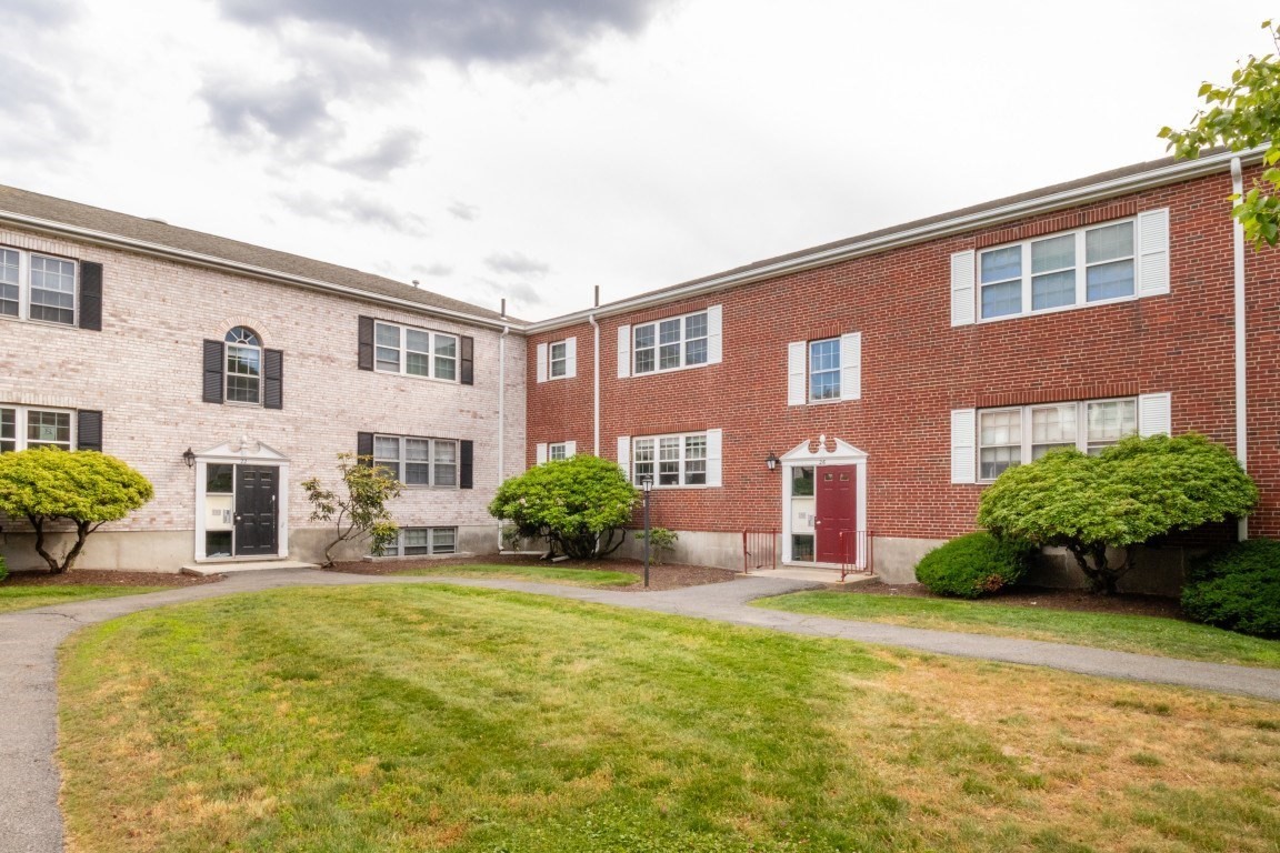 26 Lake Shore Ct Unit 1, Brighton, Boston, MA 02135 - Image 27