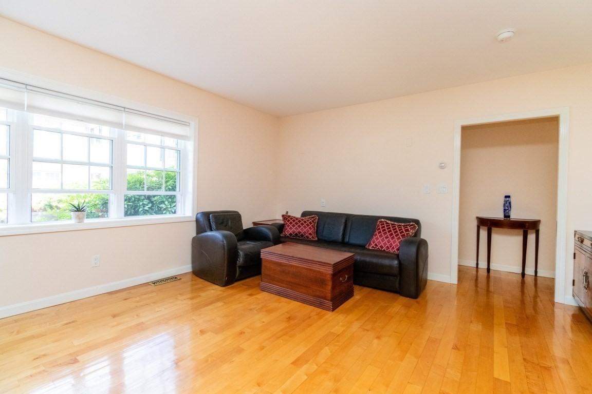 26 Lake Shore Ct Unit 1, Brighton, Boston, MA 02135 - Image 9
