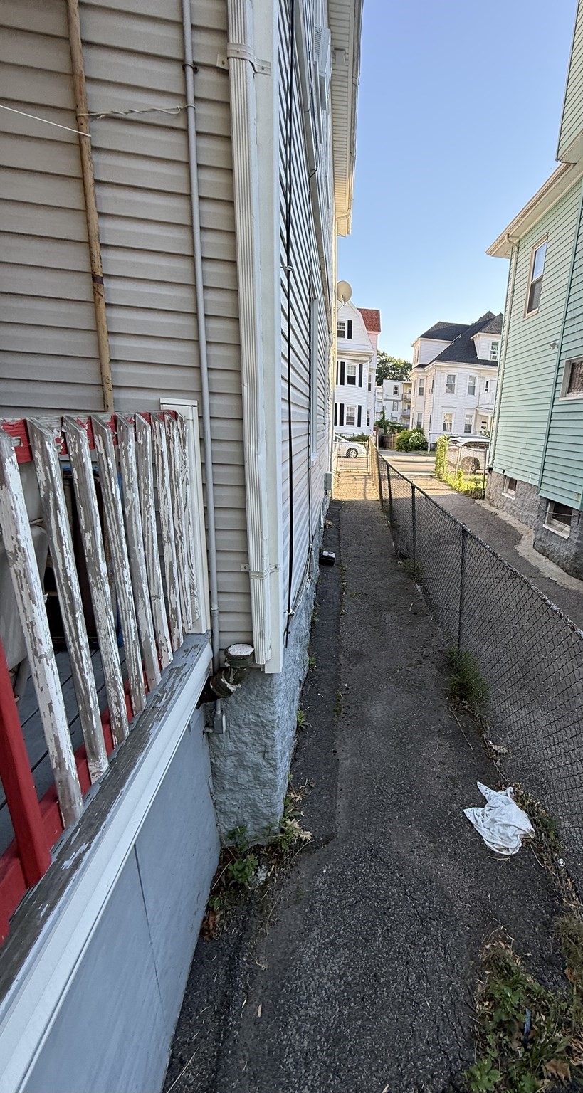 32 Clarkwood St, Mattapan, Boston, MA 02126 - Image 11
