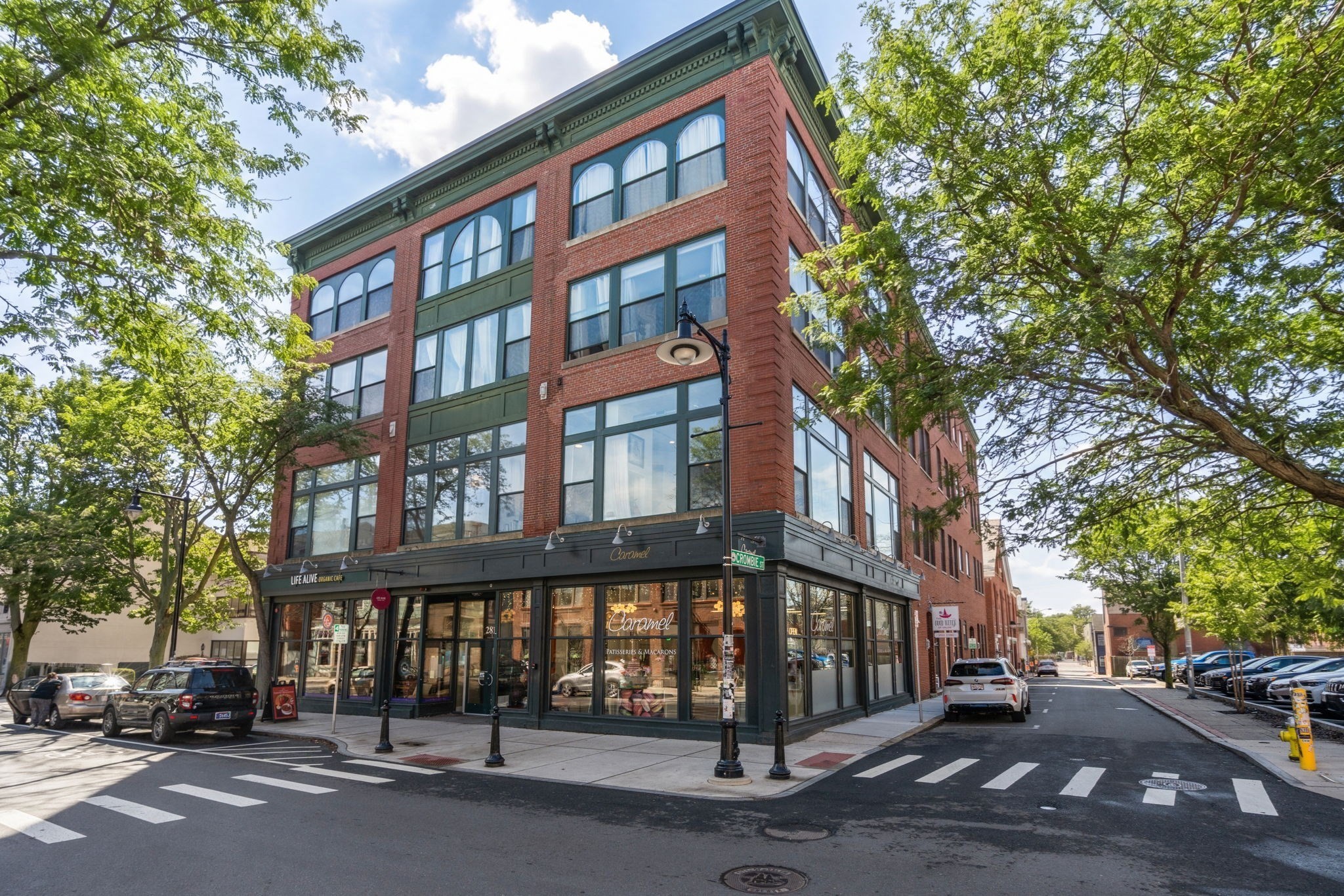 281 Essex St Unit 206, Salem, MA 01970