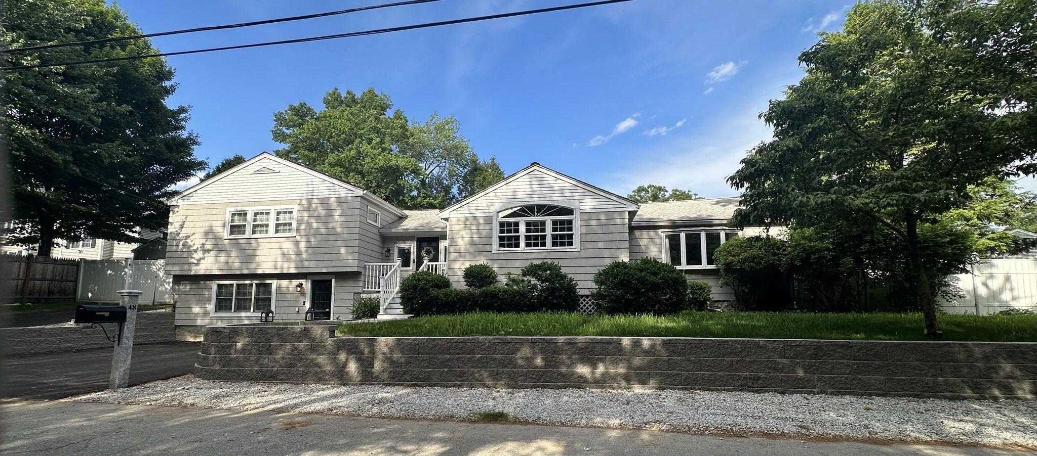 48 Juniper St, Billerica, MA 01821
