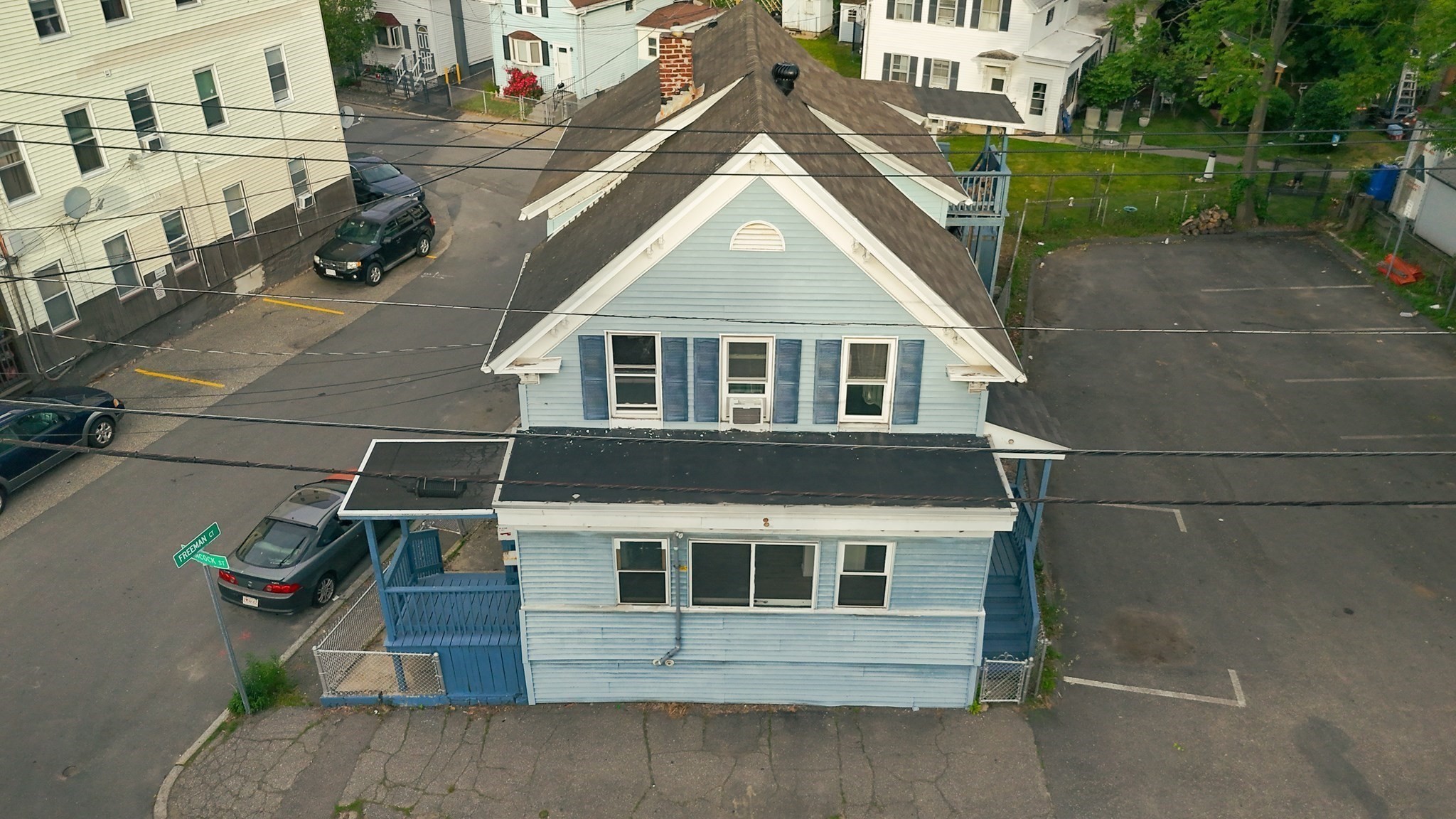 18 Hancock St, Lawrence, MA 01841