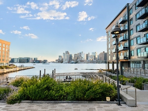 65 Lewis st, Apt 202