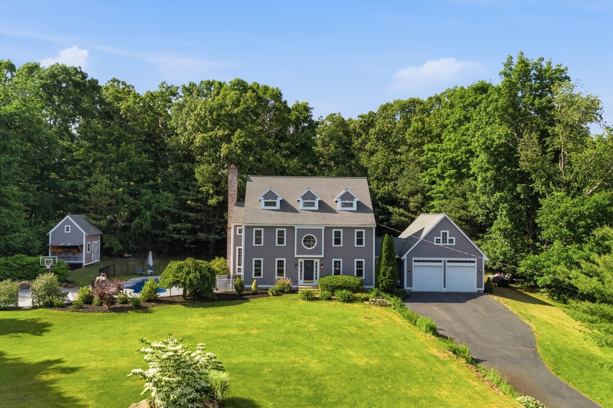 571 Linden St, Boylston, MA 01505