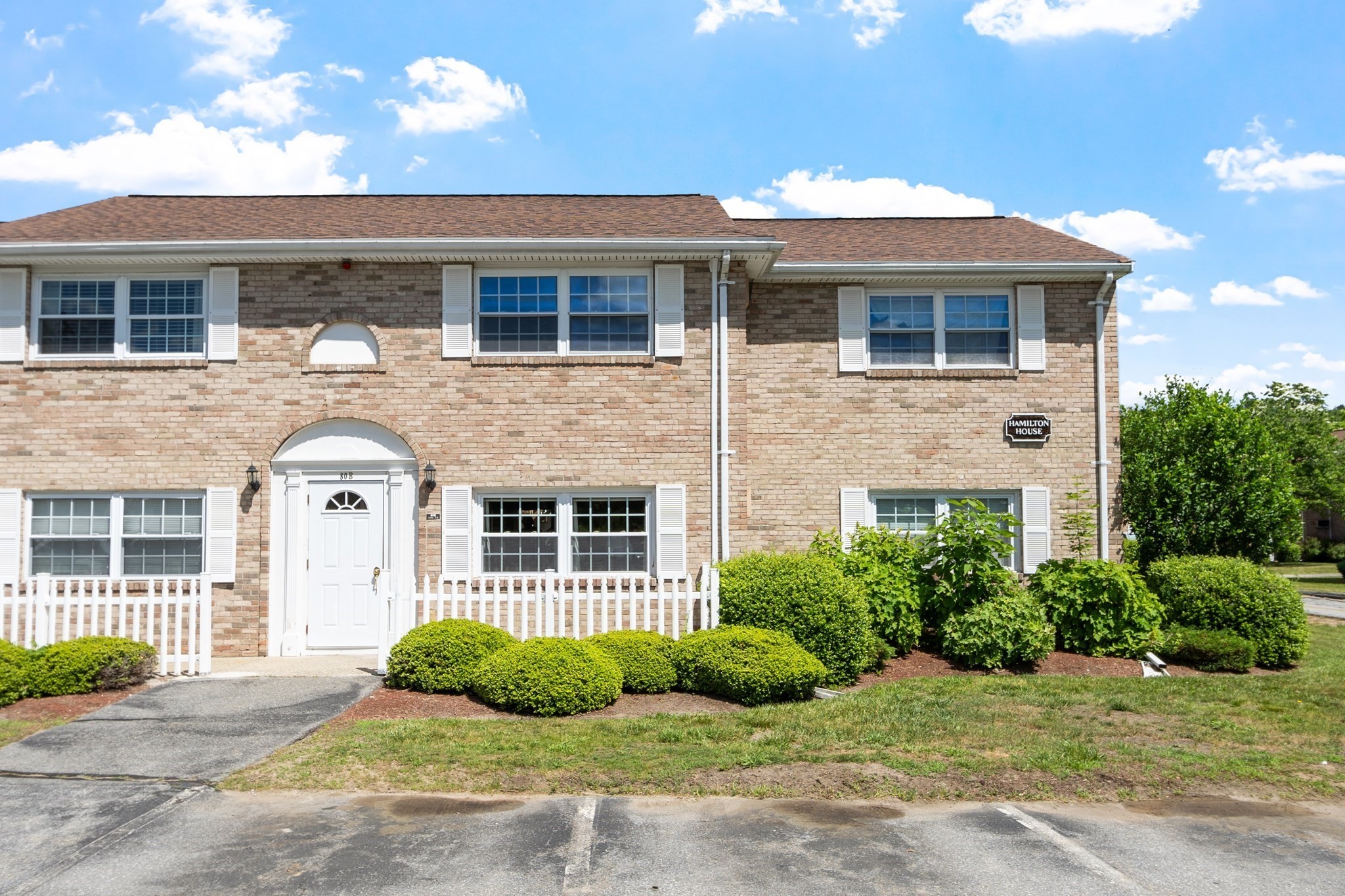 80 Washington Park Dr Unit 6, Andover, MA 01810