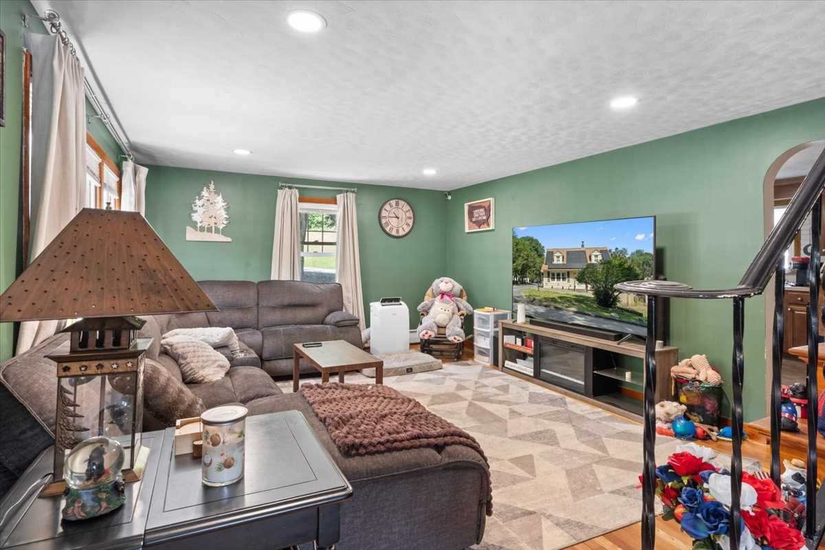 328 Stafford St, Leicester, MA 01611 - Image 11