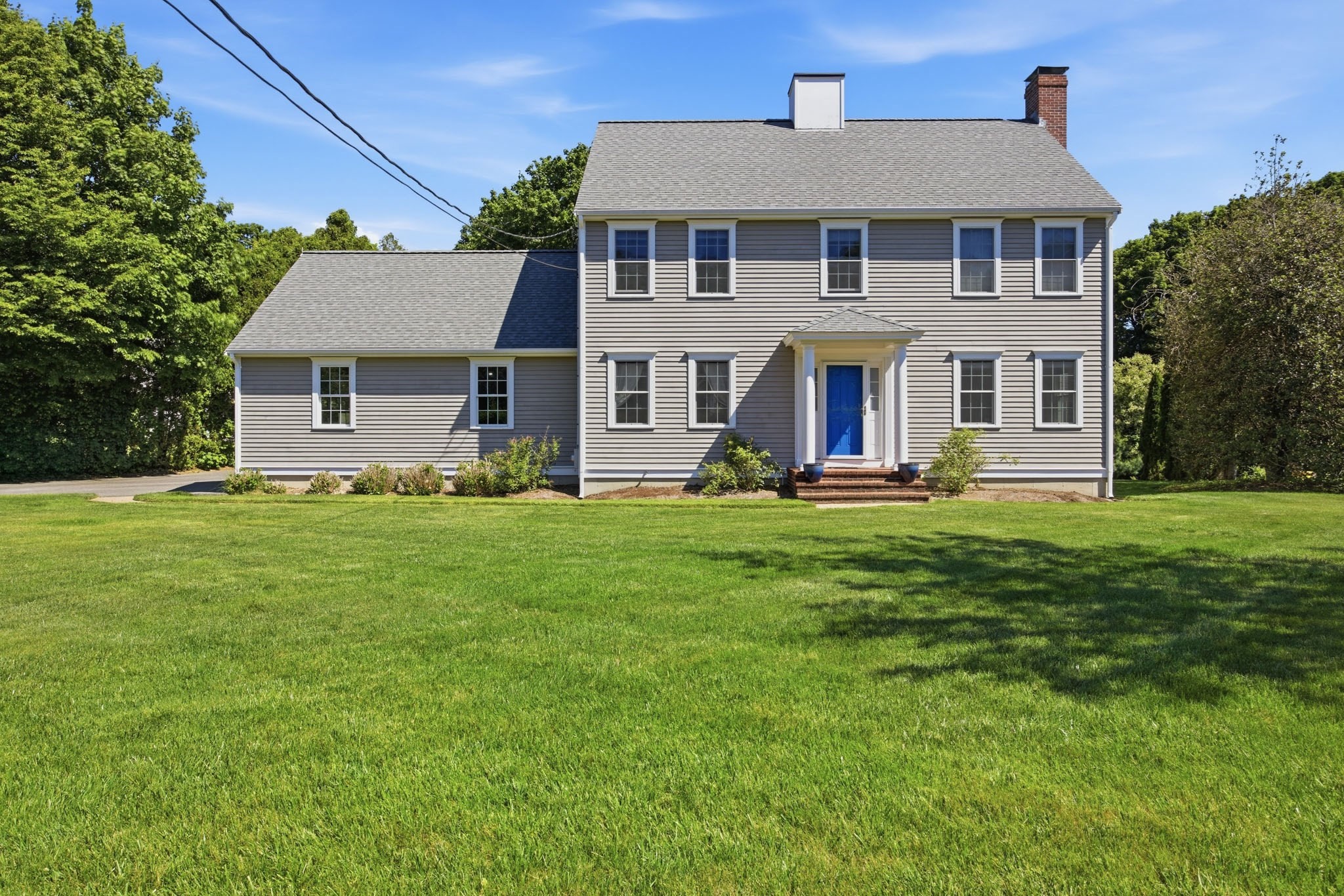 28 Brook Rd, Plymouth, MA 02360