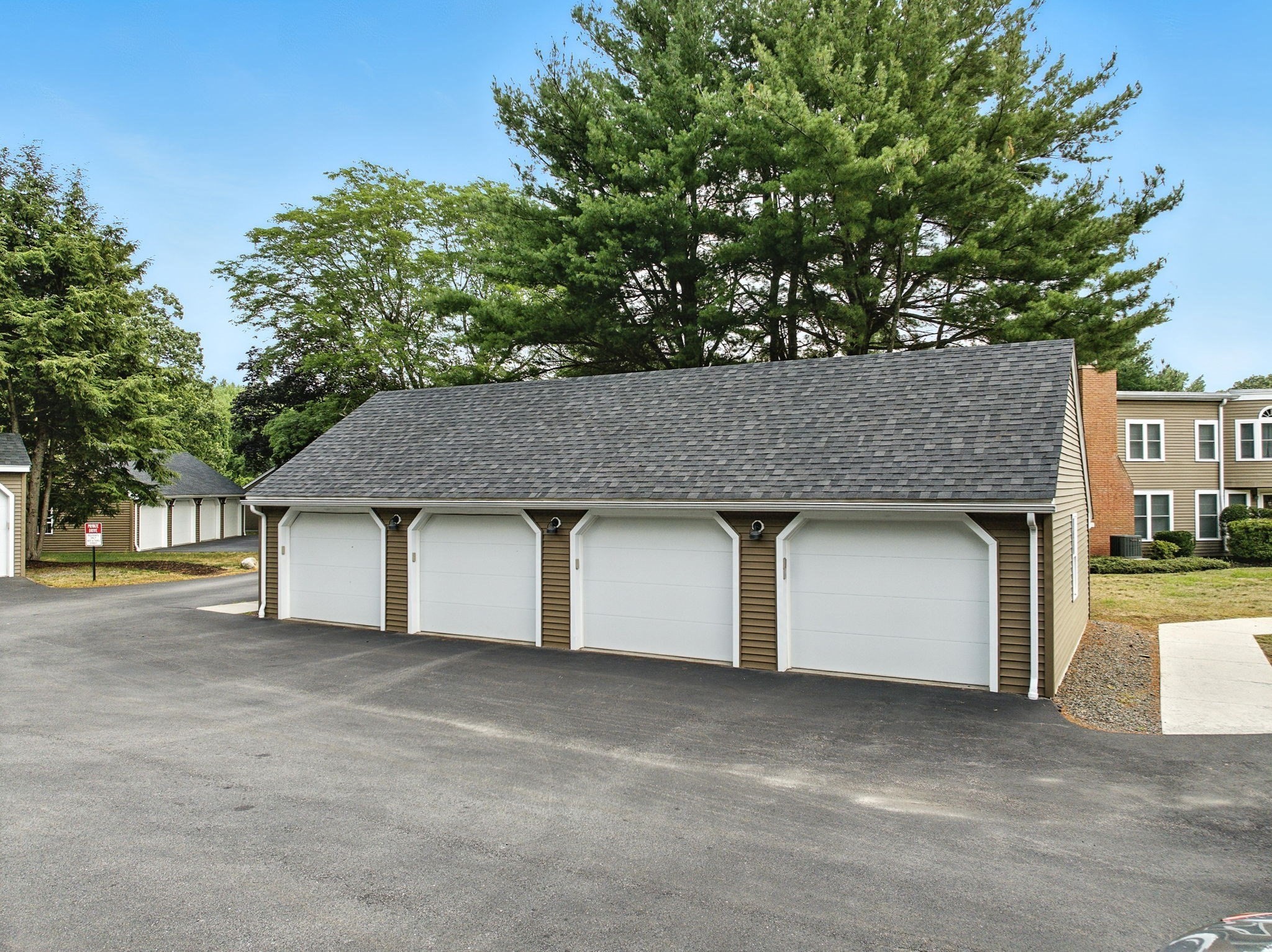 75 Page Rd Unit 13, Bedford, MA 01730 - Image 24