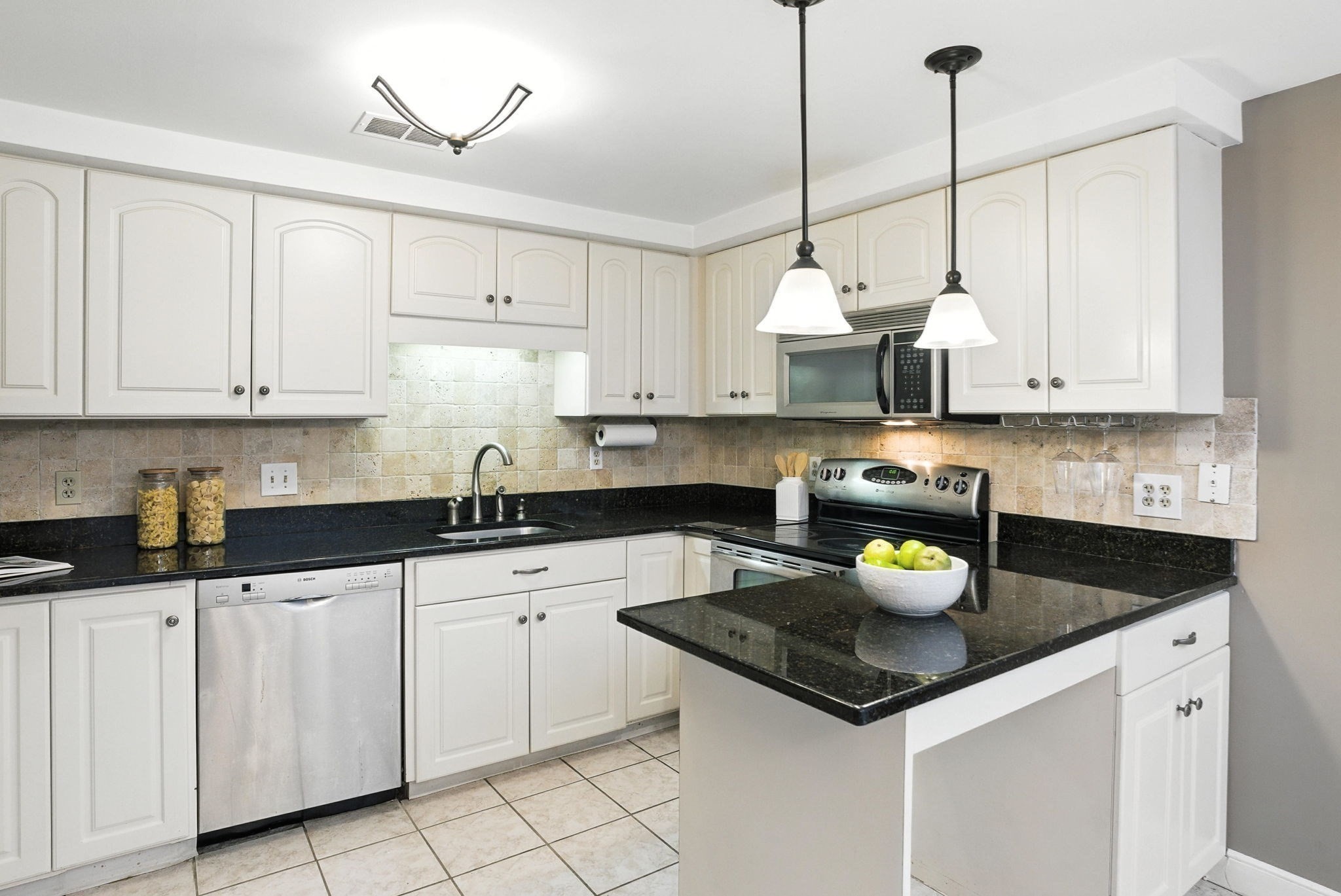 75 Page Rd Unit 13, Bedford, MA 01730 - Image 7