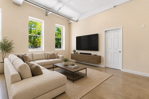 960 Broadway, Apt 2