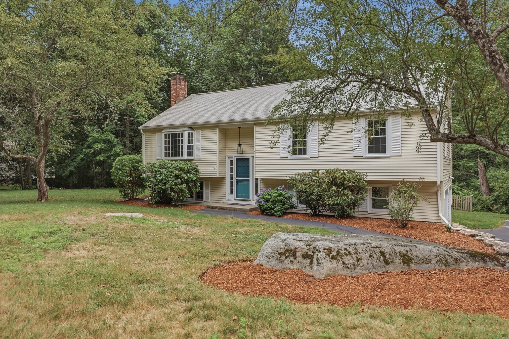 6 Fox Hill Road, Ashland, MA 01721
