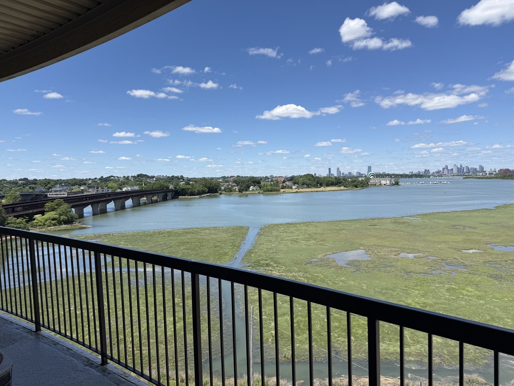 133 Commander Shea Blvd. Unit 712, Quincy, MA 02169