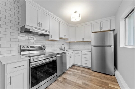 181 School St, Apt 3