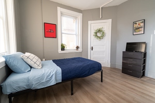 376 Washington Street, Apt 12