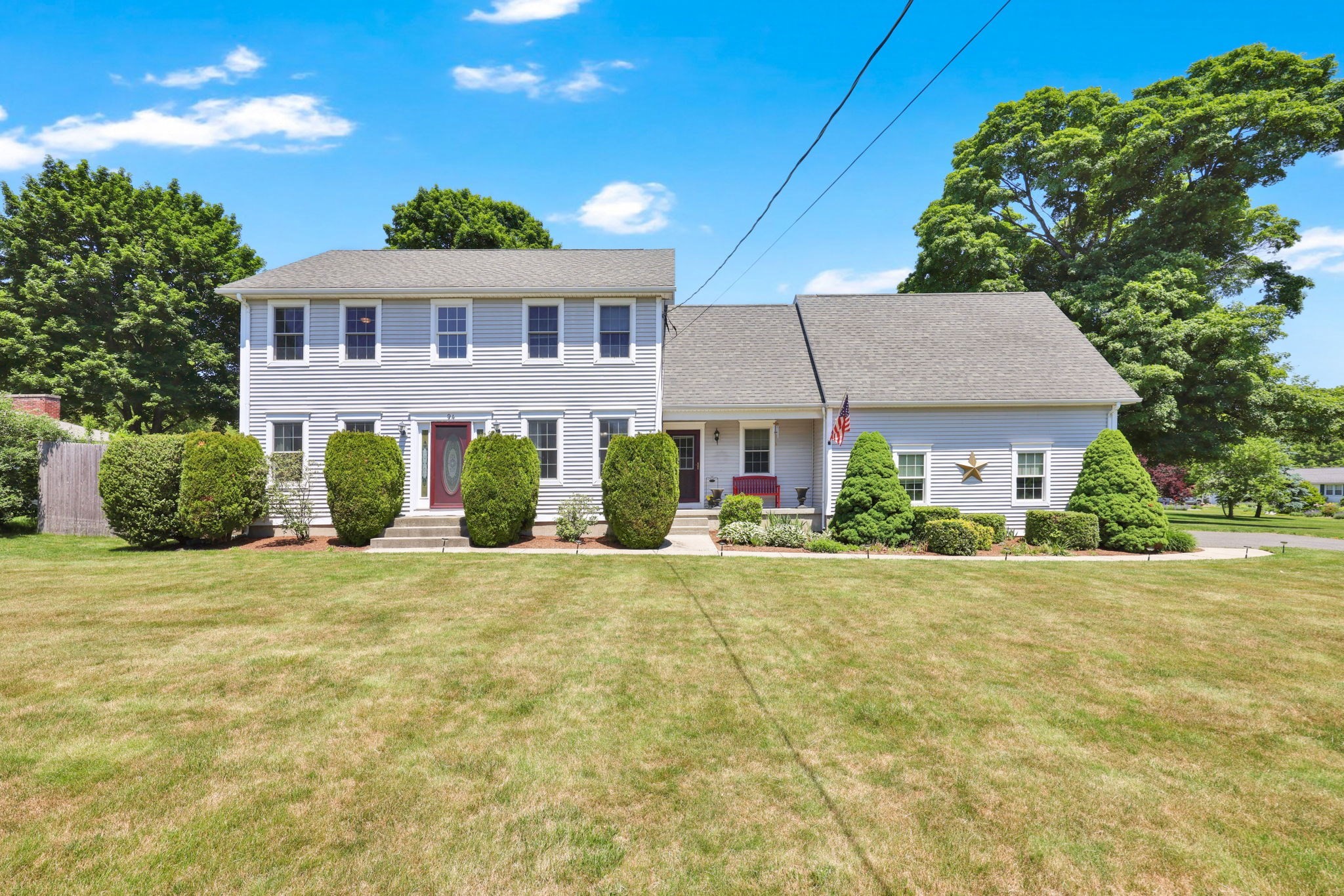 94 Meadowbrook Rd, East Longmeadow, MA 01028