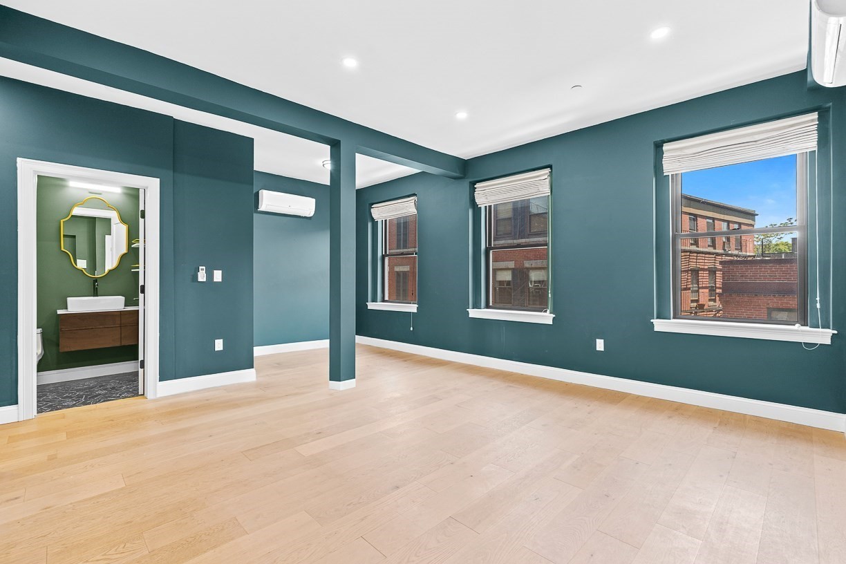 166 Salem St Unit 8, North End, Boston, MA 02113