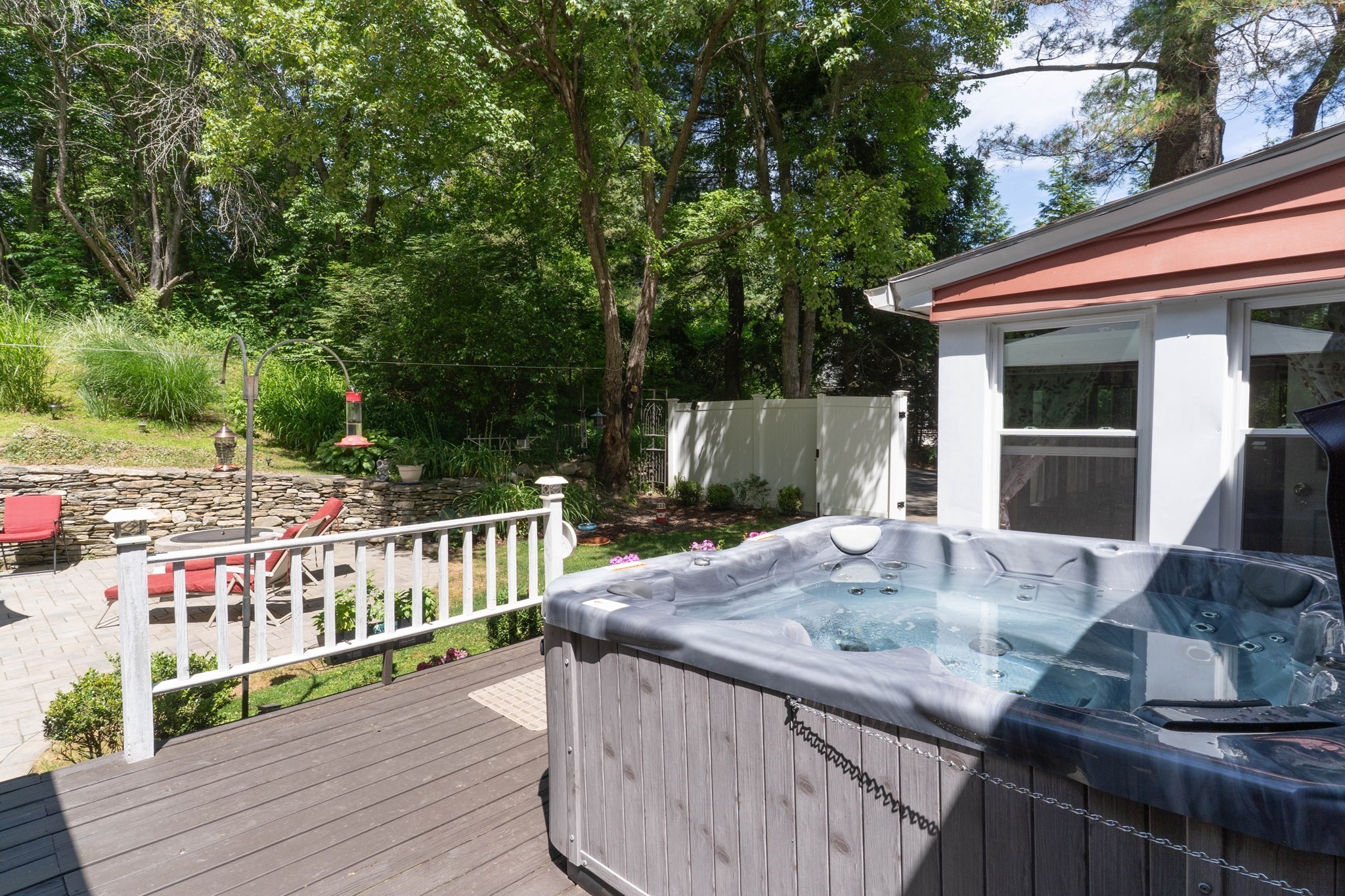 386 Pleasant St, Leicester, MA 01524 - Image 12